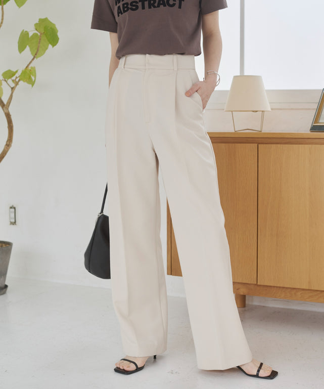 タックストレートスラックス