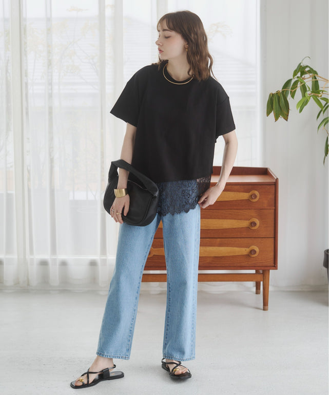 ストレートデニムパンツ