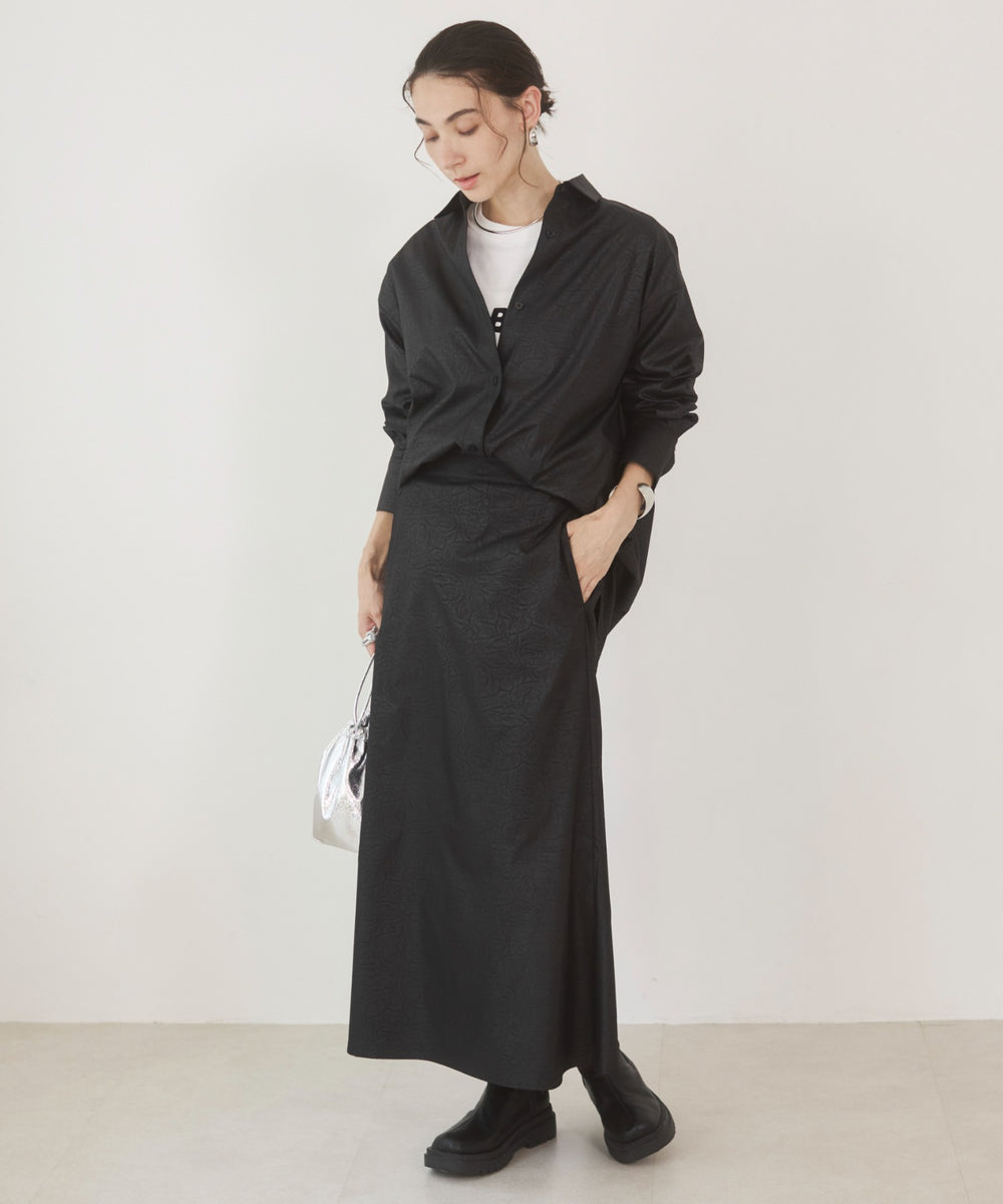 model:168㎝　着用サイズ:シャツF、スカートL