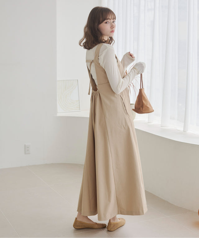 バックベルトジャンパースカート/model:167㎝　着用サイズ:F