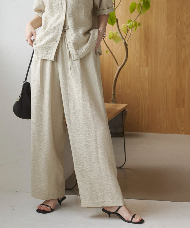 model:168cm　ホワイトアイボリー