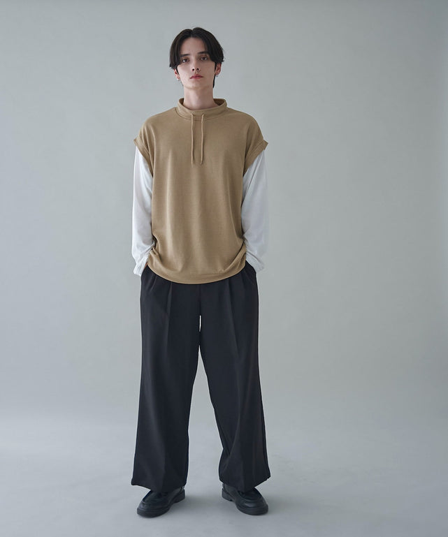 ベージュ　モデル：180㎝　L着用