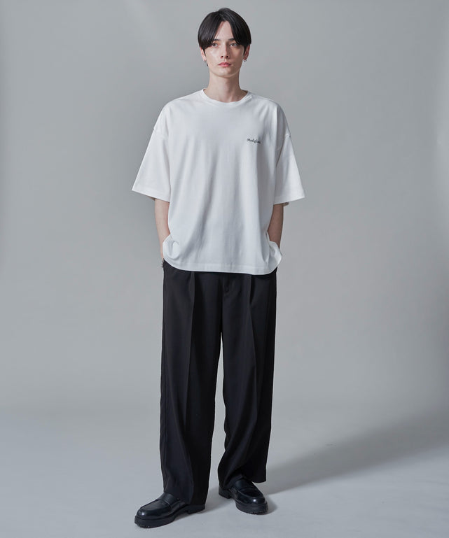 ホワイト　モデル：180㎝　L着用