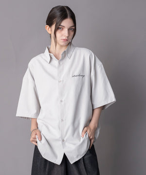 Lベージュ モデル：162cm M着用
