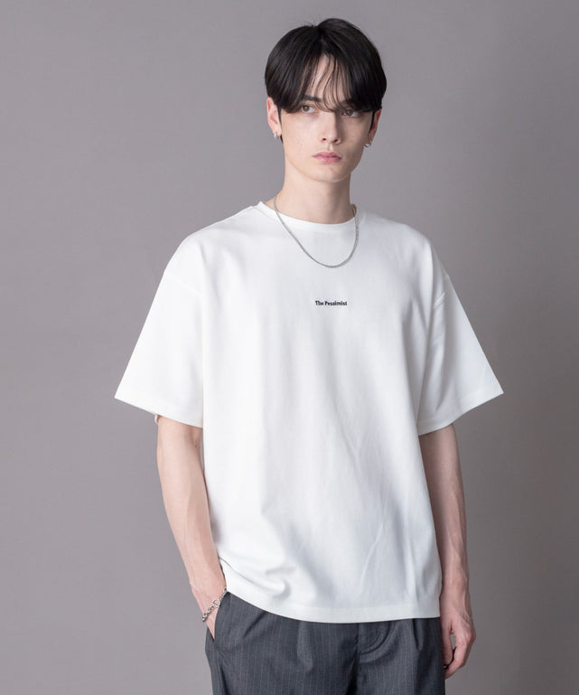 ホワイト モデル：180cm L着用