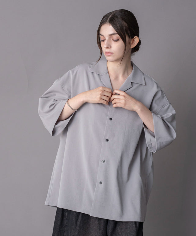 グレー モデル：162cm L着用