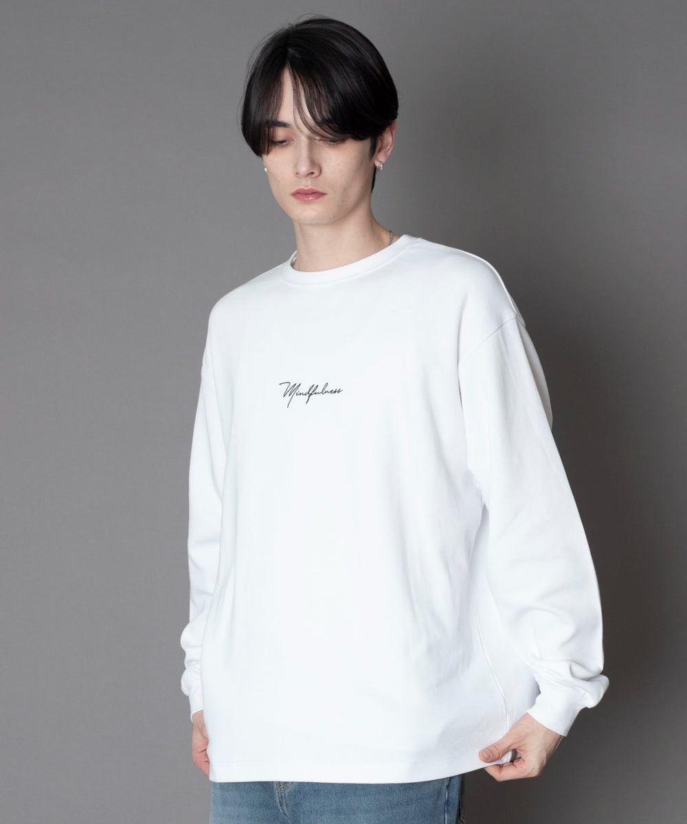 ﾎﾜｲﾄ モデル：180cm L着用
