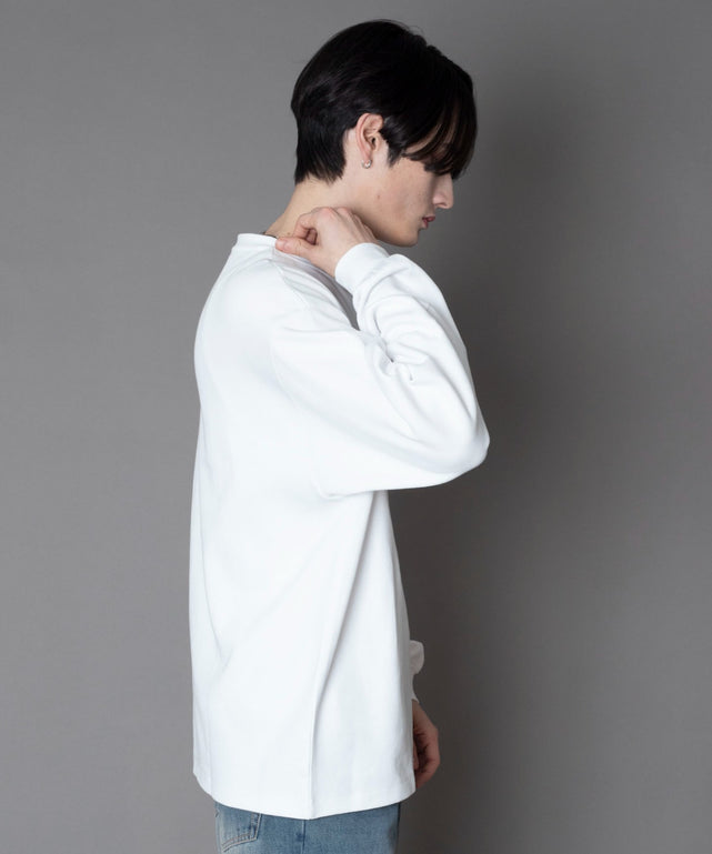ﾎﾜｲﾄ モデル：180cm L着用