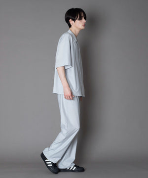 Lｸﾞﾚｰ モデル：180cm L着用