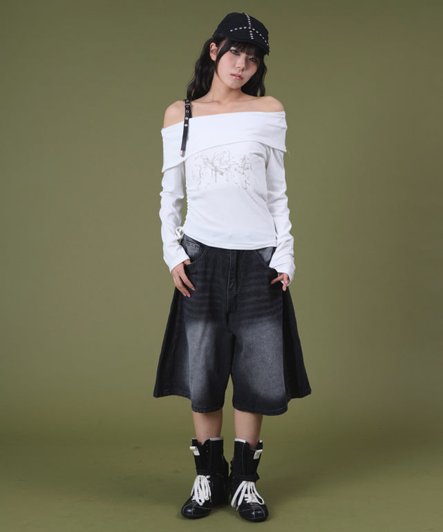 ホワイト モデル：160cm F着用