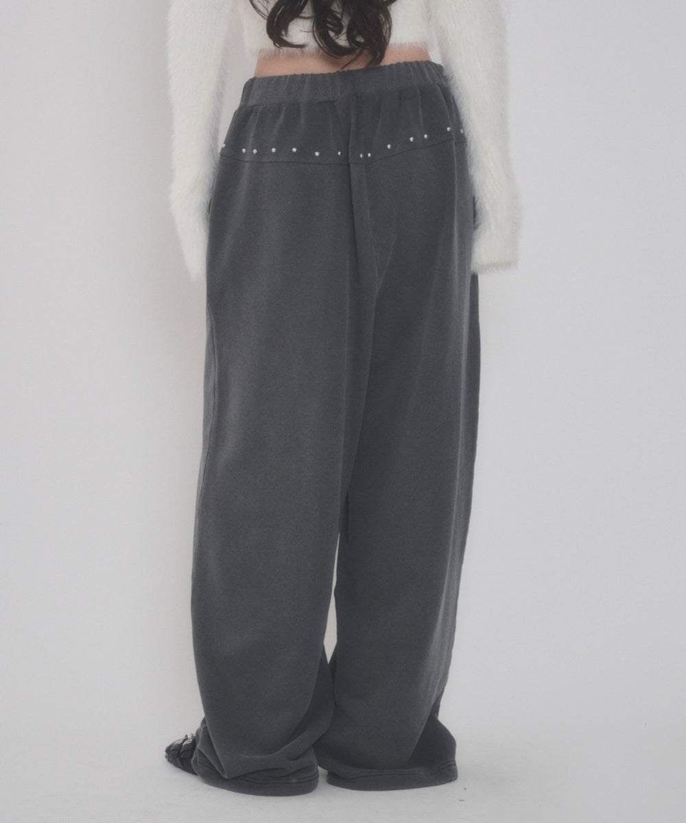 チャコール モデル：163cm F着用