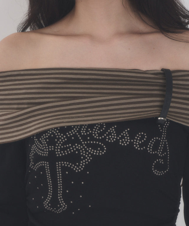 スタッズオフショルダートップ