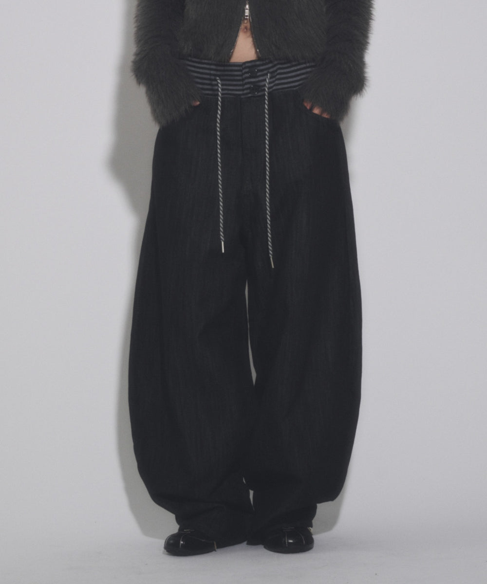 ブラック モデル：163cm S着用