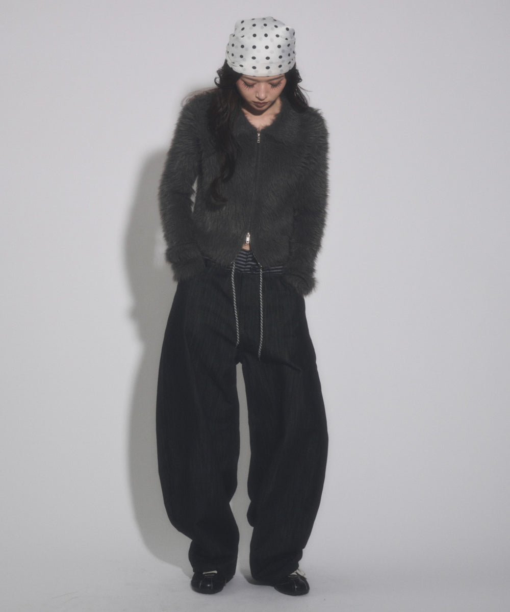 ブラック モデル：163cm S着用