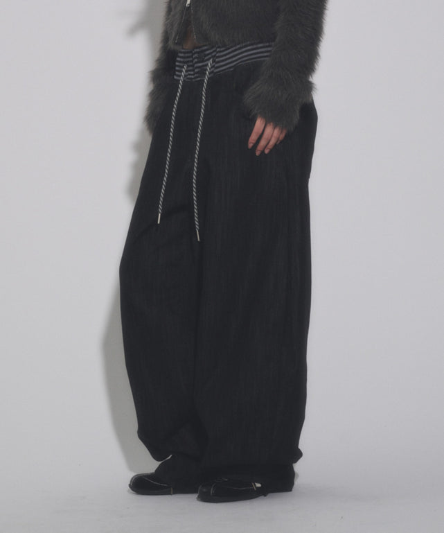 ブラック モデル：163cm S着用