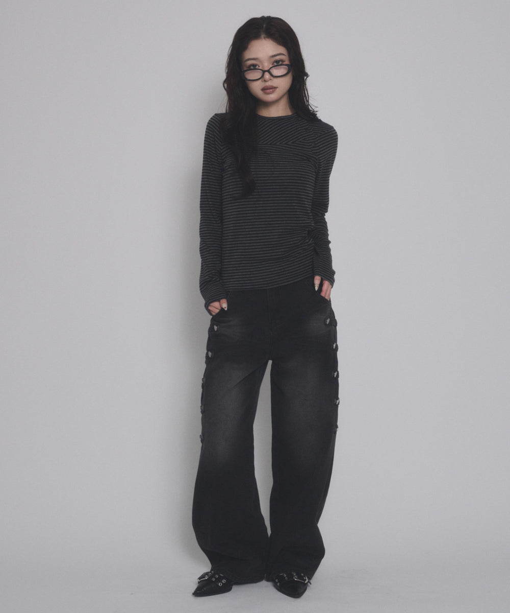 グレーボーダー モデル：163cm F着用