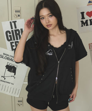 ブラック モデル：163cm F着用