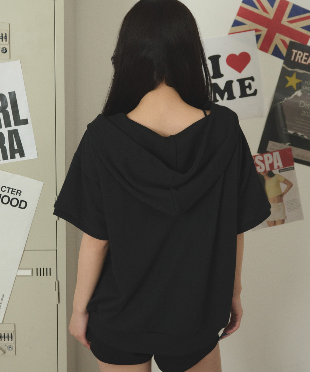 ブラック モデル：163cm F着用