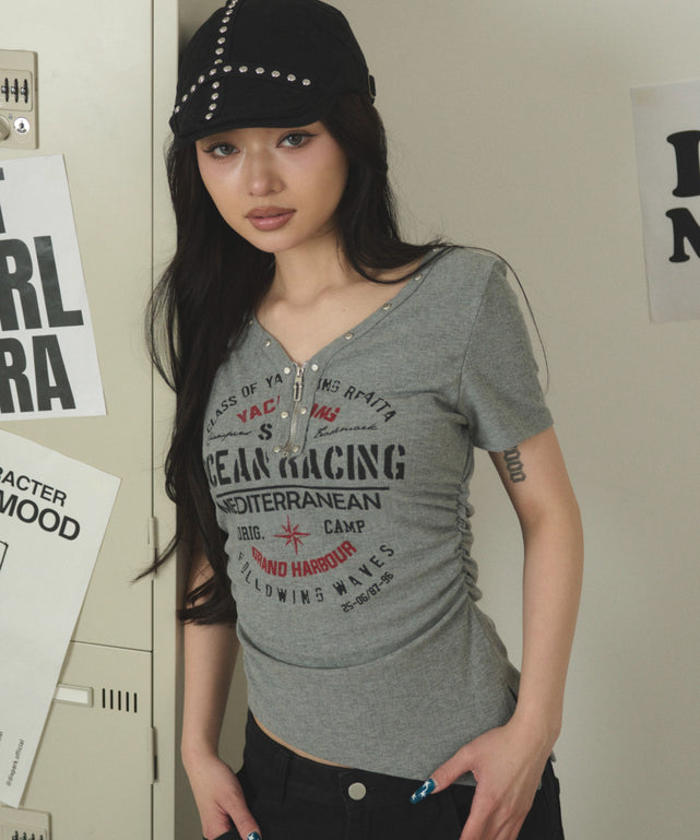 スタッズジップVネックSS　Tシャツ/杢グレー モデル：163cm F着用