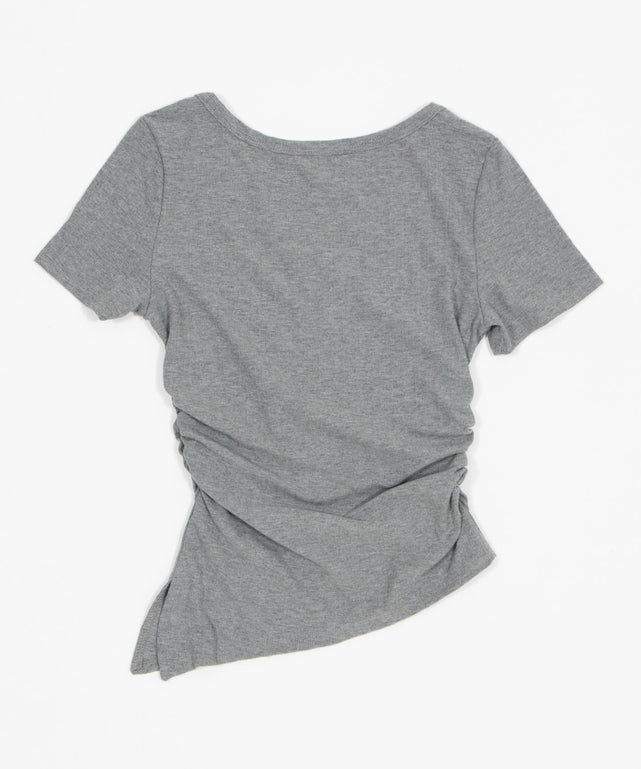 スタッズジップVネックSS　Tシャツ