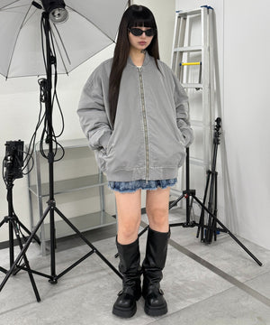 グレー モデル：160㎝ L着用