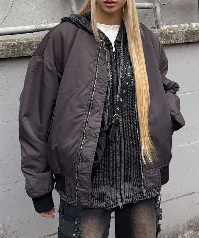 ブラック モデル：167㎝ L着用
