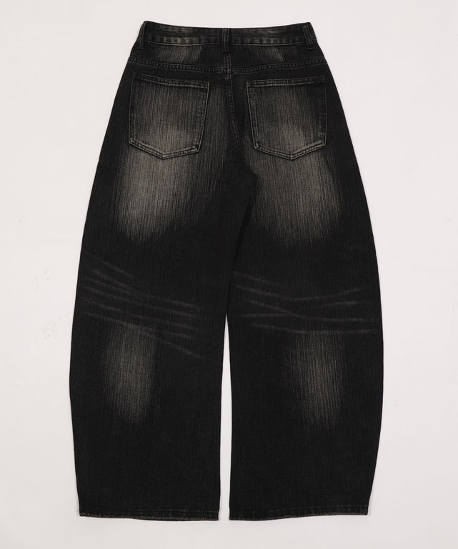 ブラック