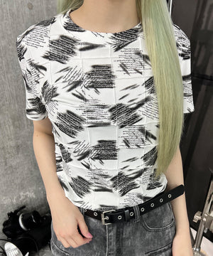 ホワイト モデル：160㎝ FREE着用