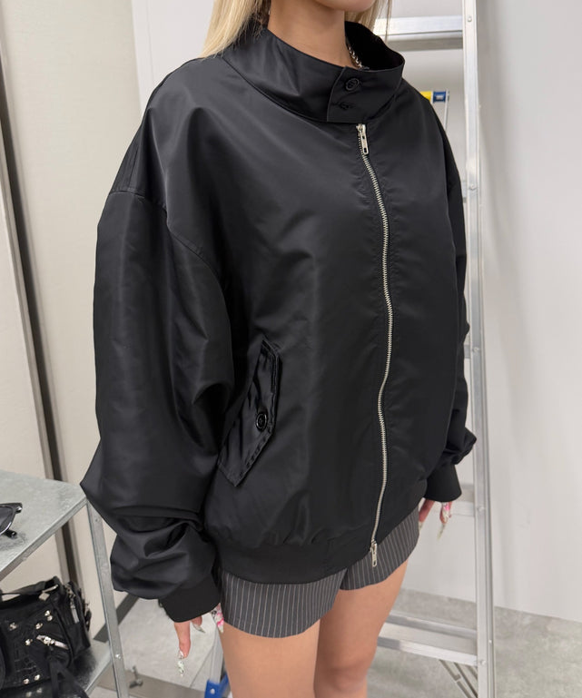 ブラック モデル:160cm L着用