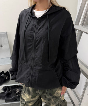 ブラック モデル:160cm F着用