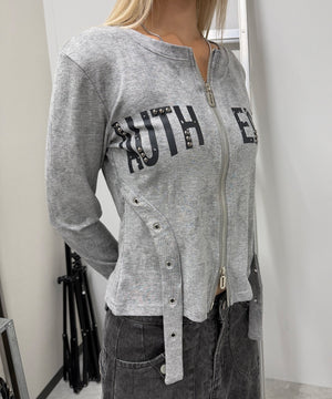 グレー モデル:160cm F着用