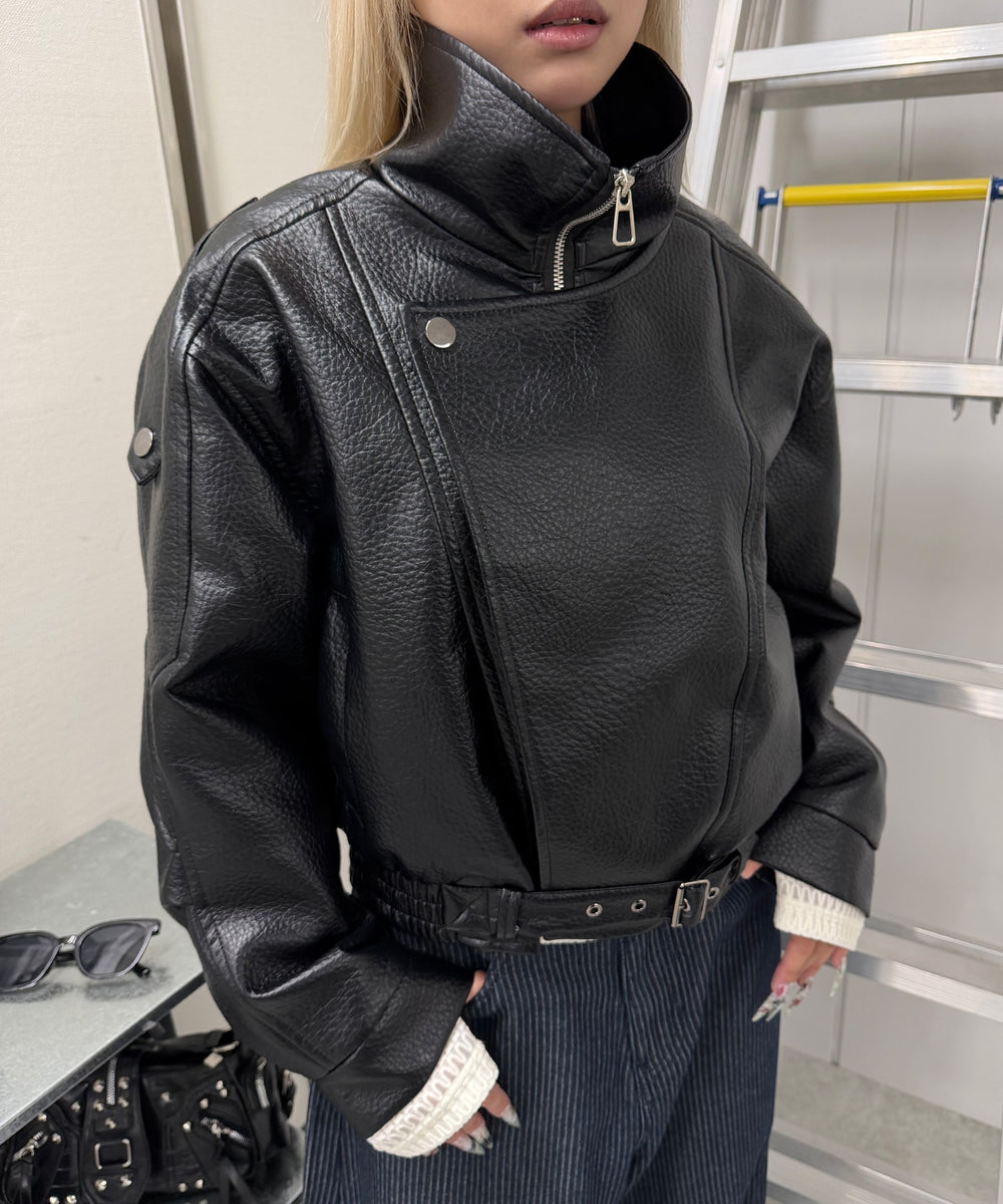 ブラック モデル:160cm F着用