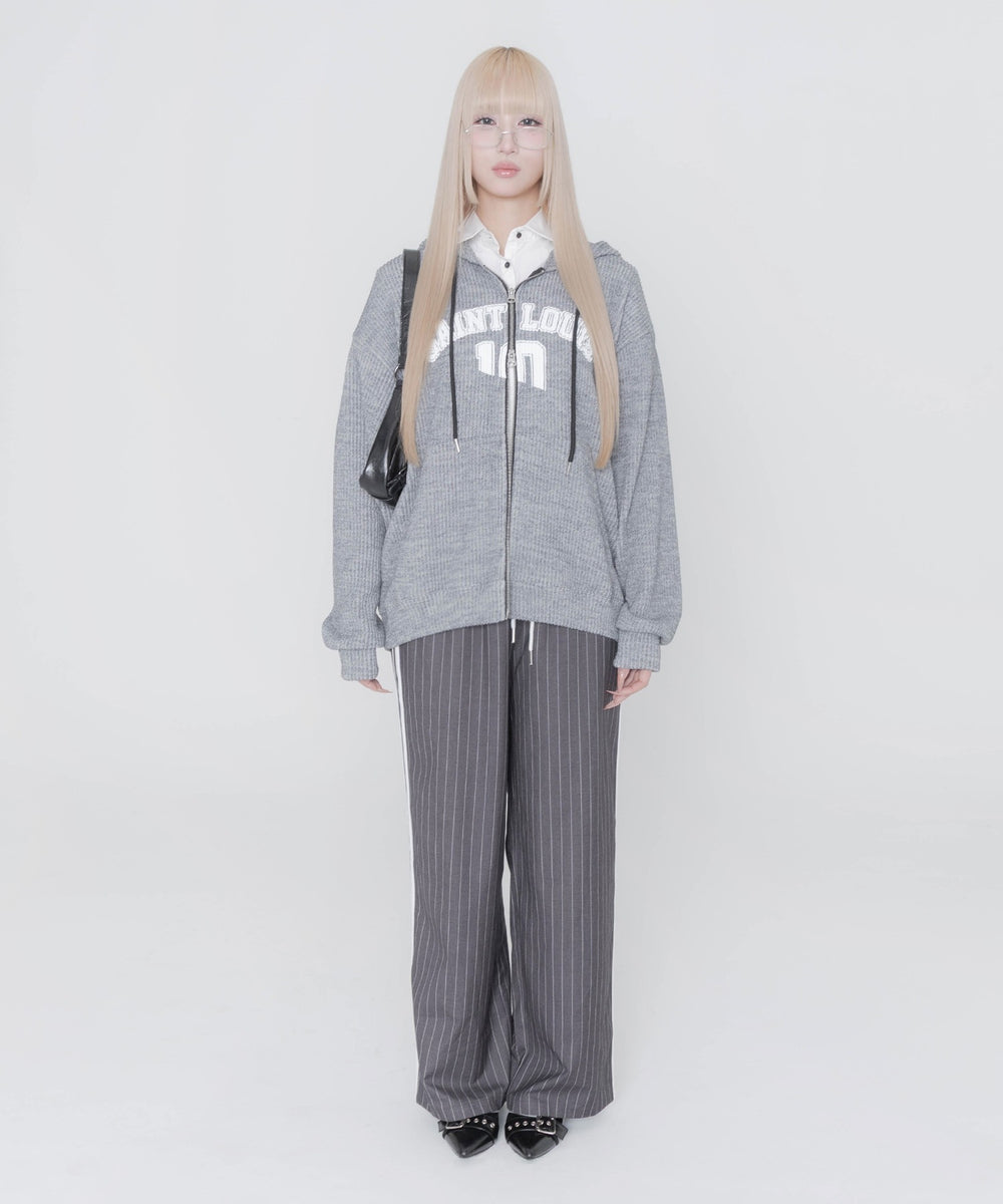 グレー モデル:168cm F着用