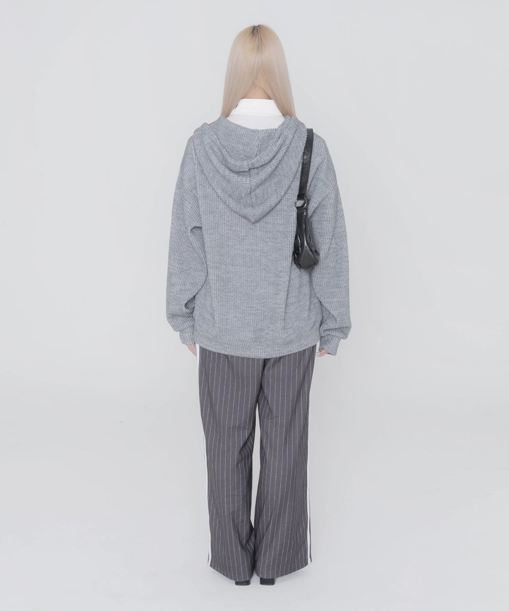 グレー モデル:168cm F着用
