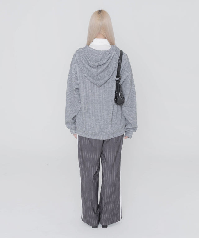 グレー モデル:168cm F着用
