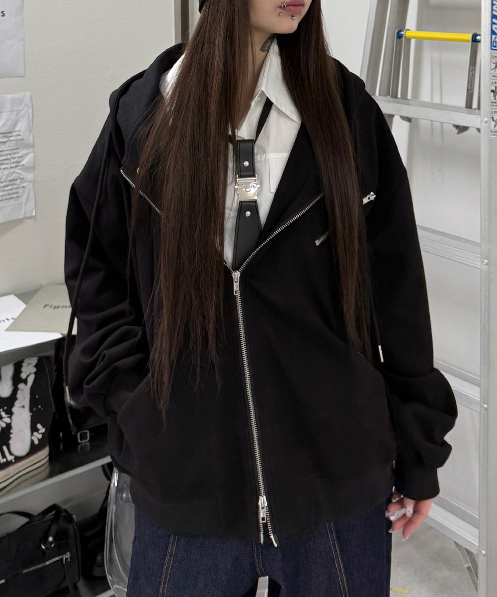 ブラック 　モデル：159cm F着用