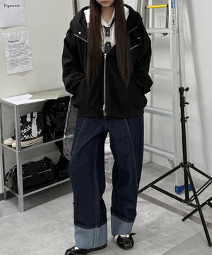 ブラック 　モデル：159cm F着用