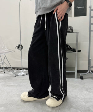 ブラック　モデル:176cm F着用