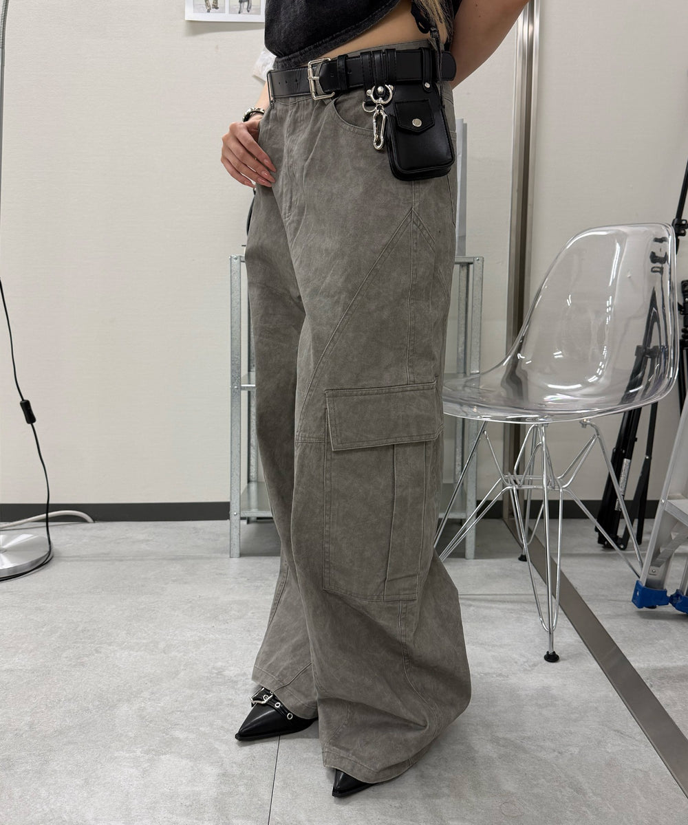 グレー モデル:168cm L着用