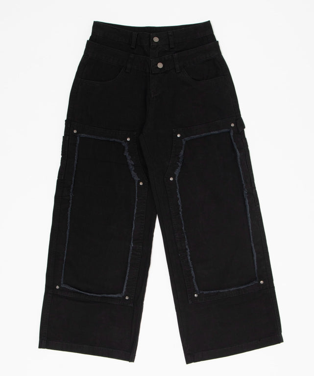 ブラック