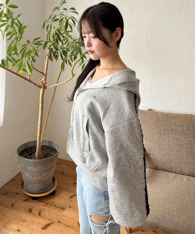 グレー モデル：155cm F着用