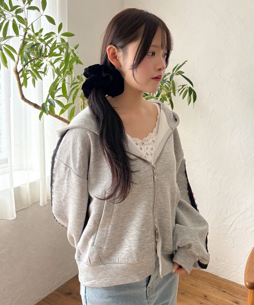 グレー モデル：155cm F着用
