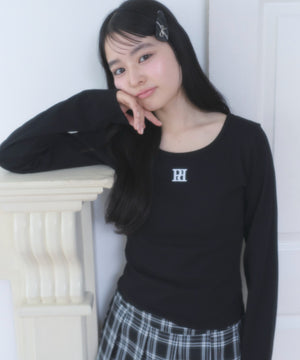 ブラック モデル：160cm F着用
