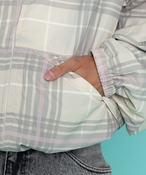 チェックロゴフードブルゾン