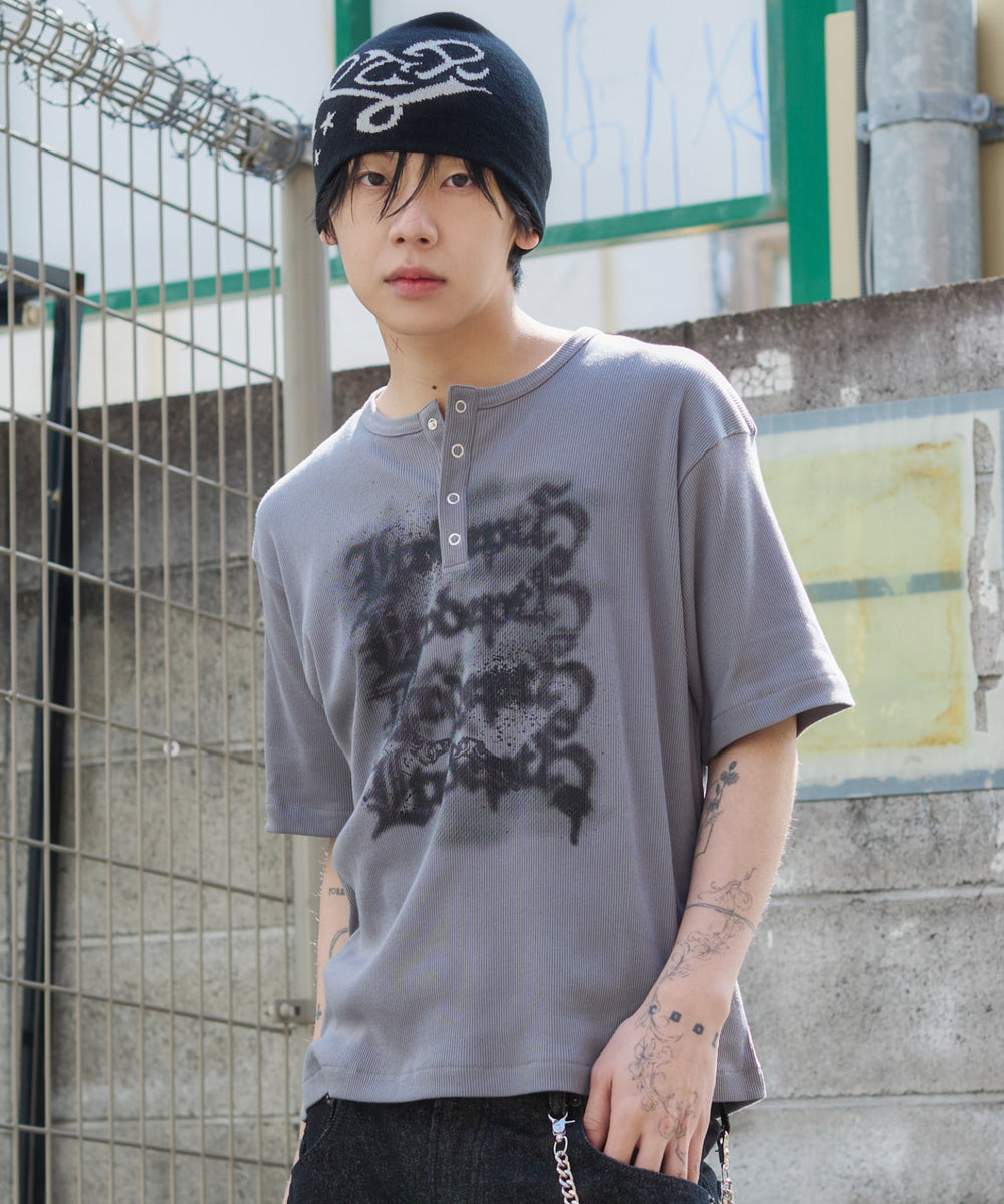 グレー モデル：175cm L着用