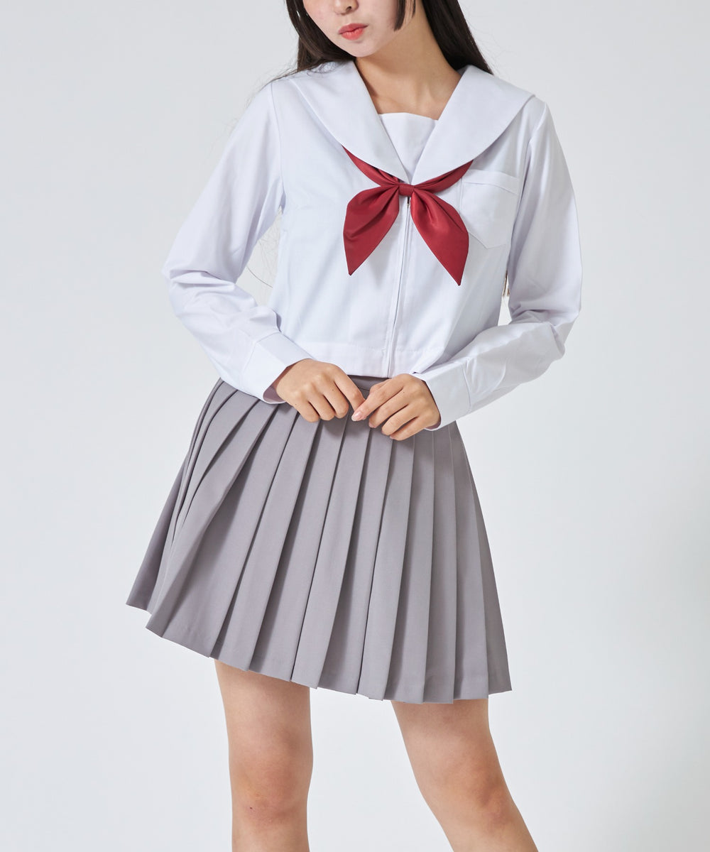 ホワイト モデル:160cm M着用