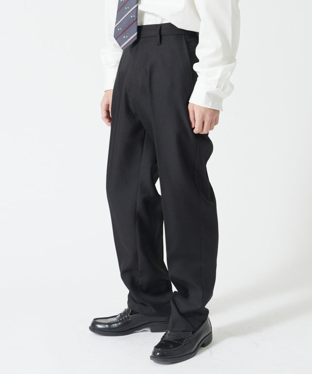 ブラック モデル:167cm L着用