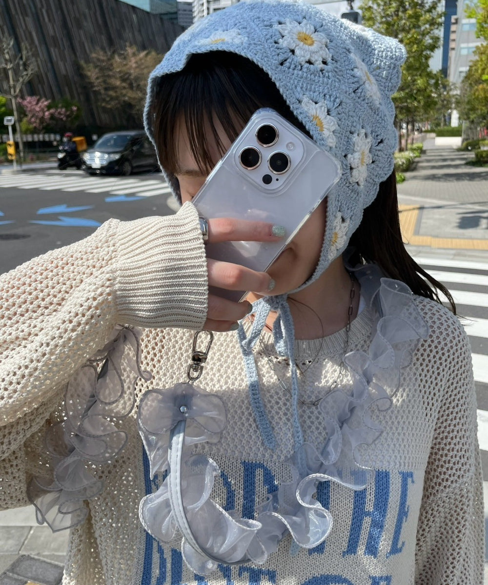 グレー