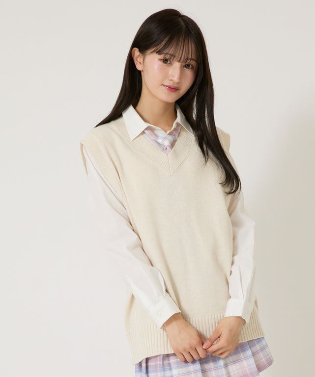 オフホワイト モデル:158cm F着用