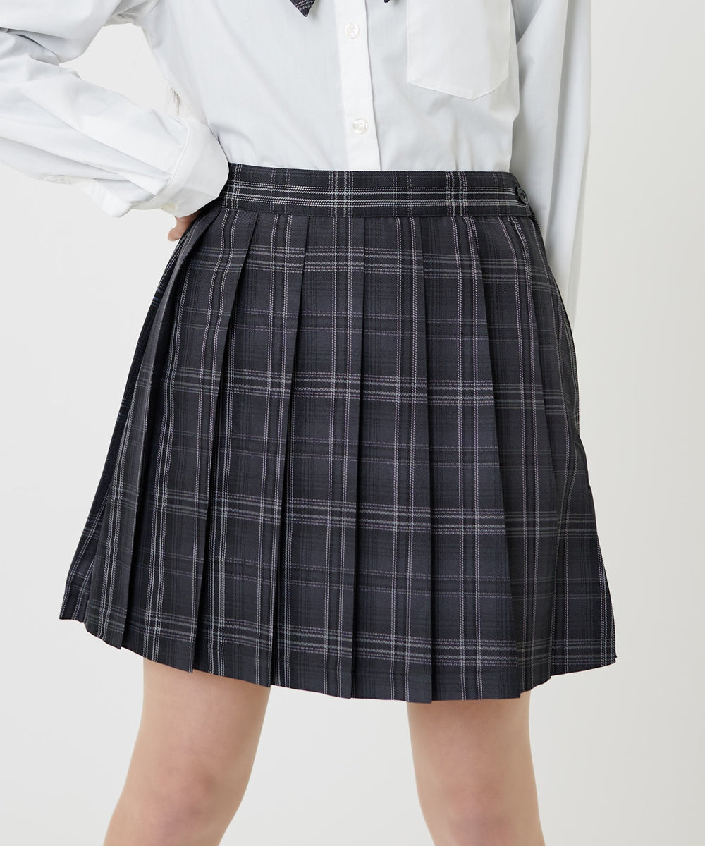 ブラックチェック1 モデル:155cm M着用